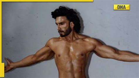 ranveer singh nudes|Ranveer Singh breaks internet; goes naked for magazine。